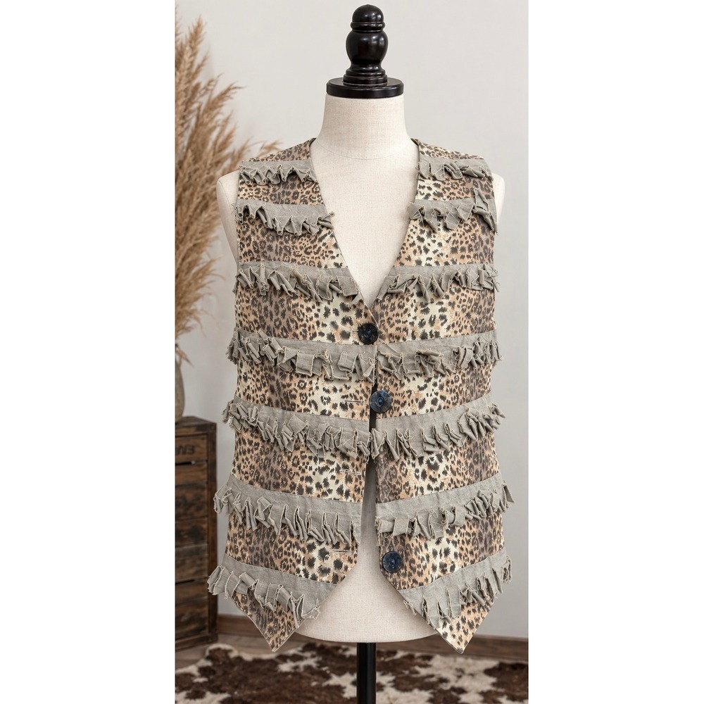 Boho Paula Leopard Print Fringed Vest Small